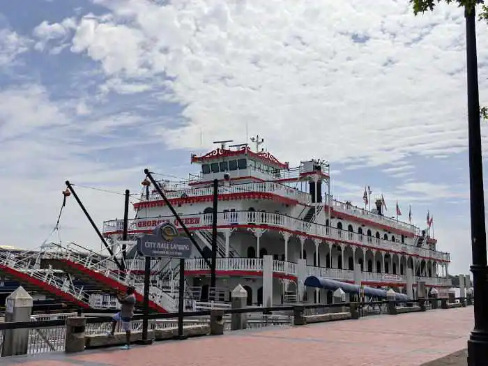 Georgia Queen Boat in Savannah