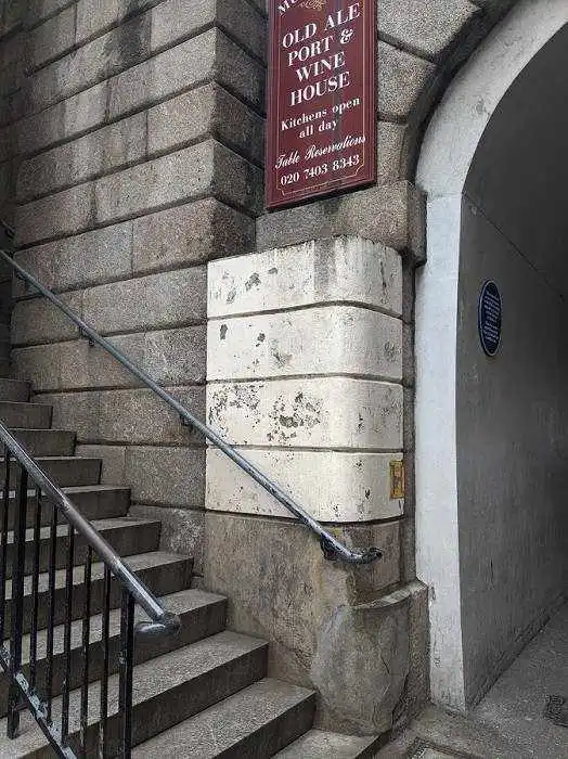 London Bridge stairs