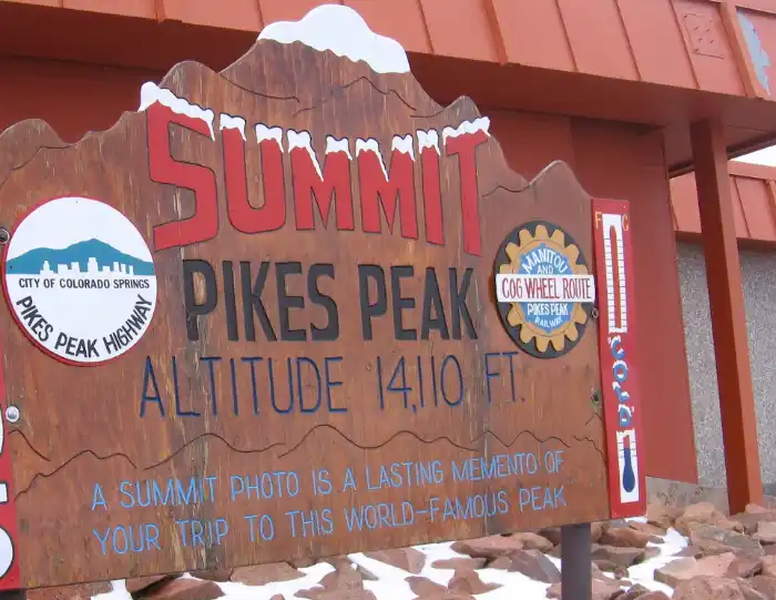 Pikes Peak Summit Sign