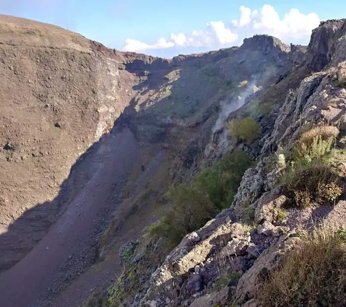 Mount Vesuvius steam