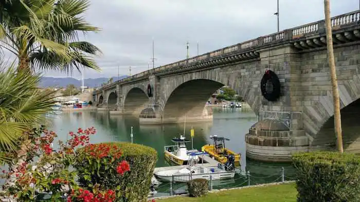 London Bridge in Lake Havasu