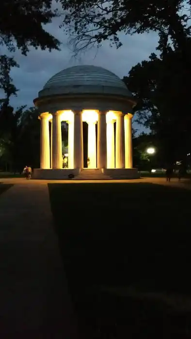 U.S. War Memorial
