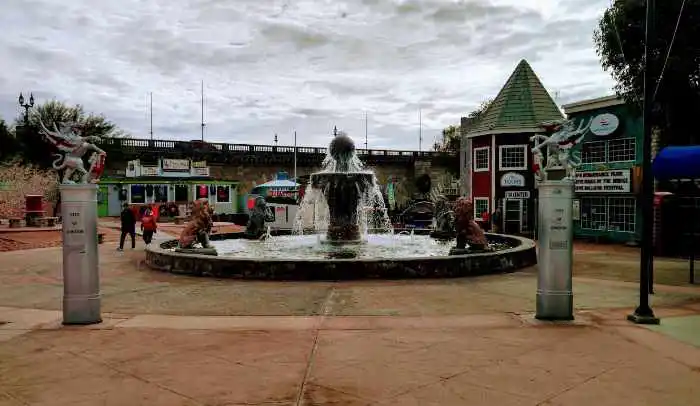 English Village fountain in Lake Havasu City