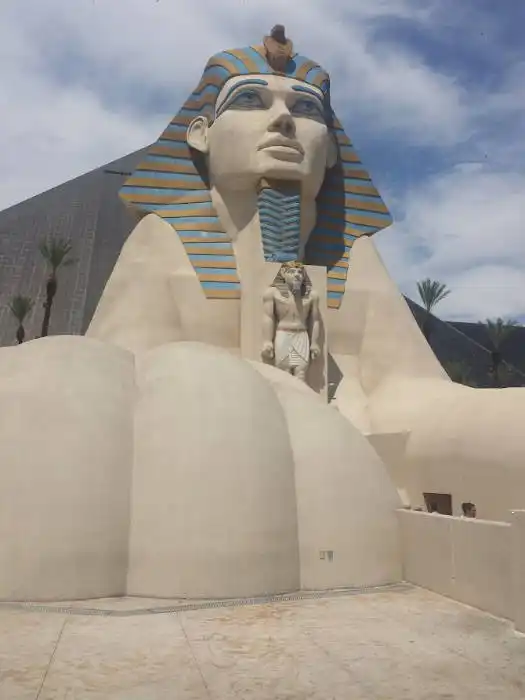 luxor hotel las vegas