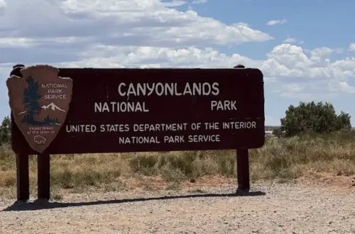 Canyonland National Park sign