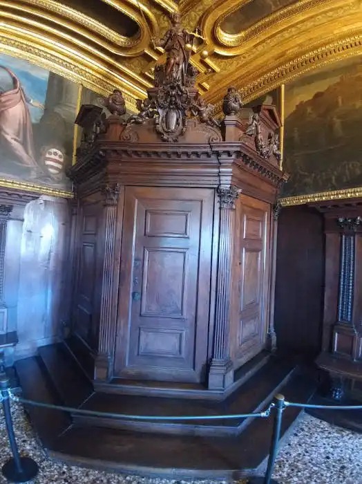 Doges Palace secret doors